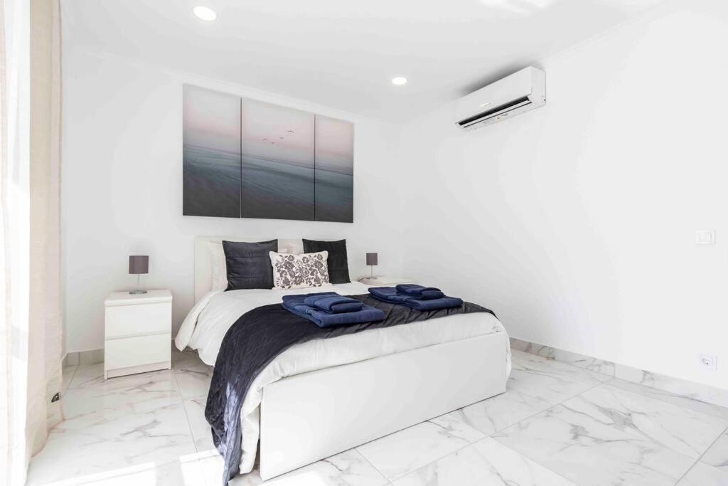 Modern Apartment Beach View Armação de Pêra Kültér fotó